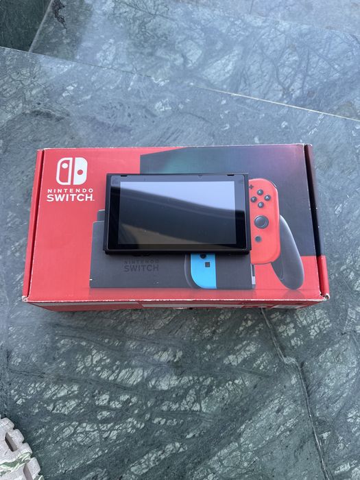 Vand consola Nintendo Swich