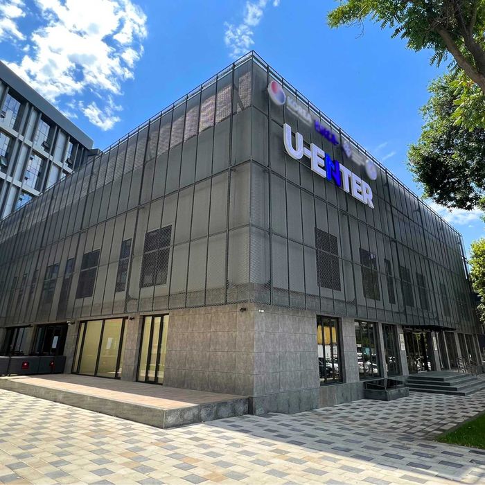 Офис в Ташкенте, офисные помещения, коворкинг, с мебелью