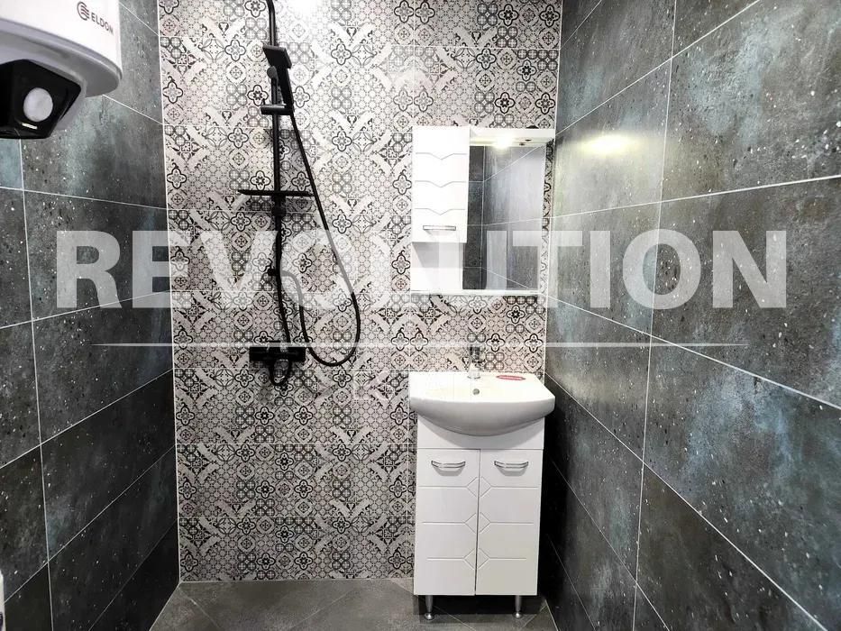 Дава се под наем Едностаен апартамент в Варна, Владислав Варненчик - 35 кв.м за 298.86 € - Снимка #3