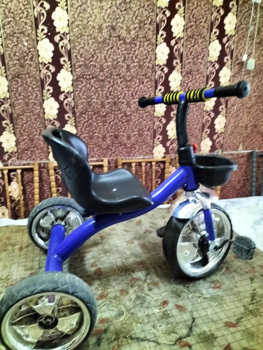 Продам  трехколесный велосипед
