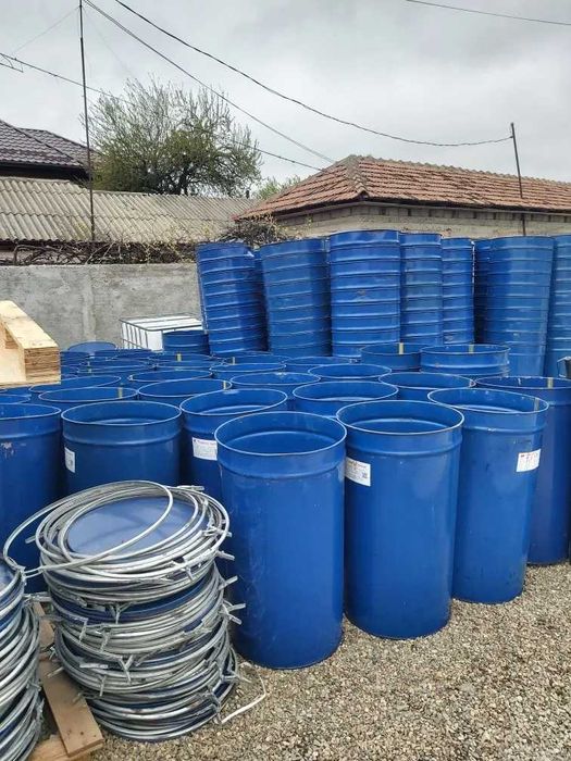 butoi de tabla cu capac sau cerc metalic , pentru cereale