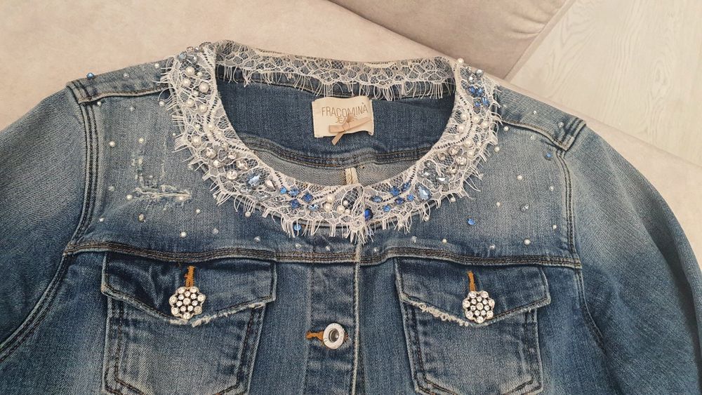 Стильная курточка Италия