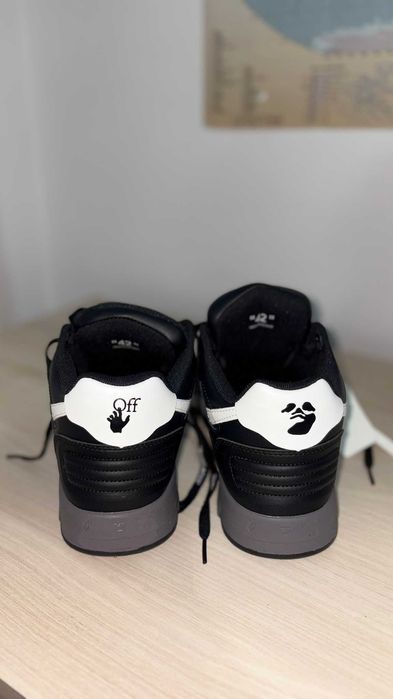 Adidasi Off white out off office