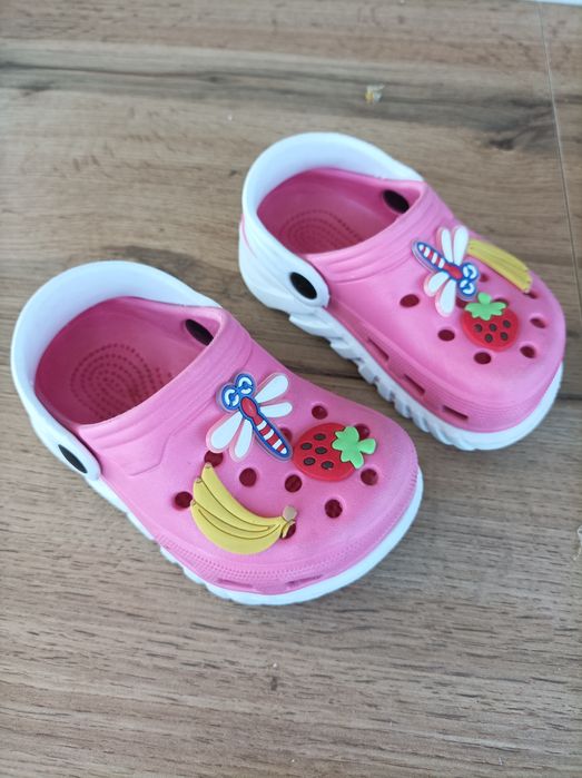 Гумени чехли 25 номер