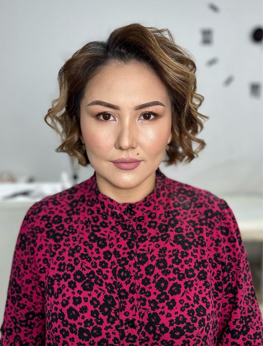 Макияж и прически