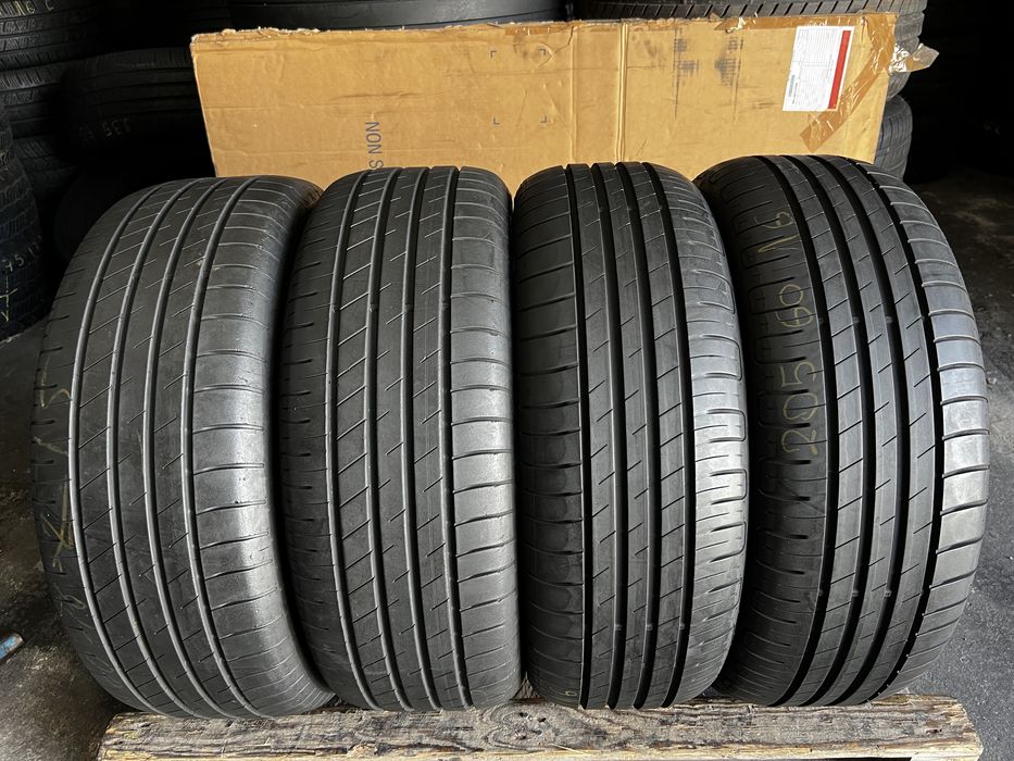 4 anvelope vara 205/60/16 , GoodYear , 5.9 mm