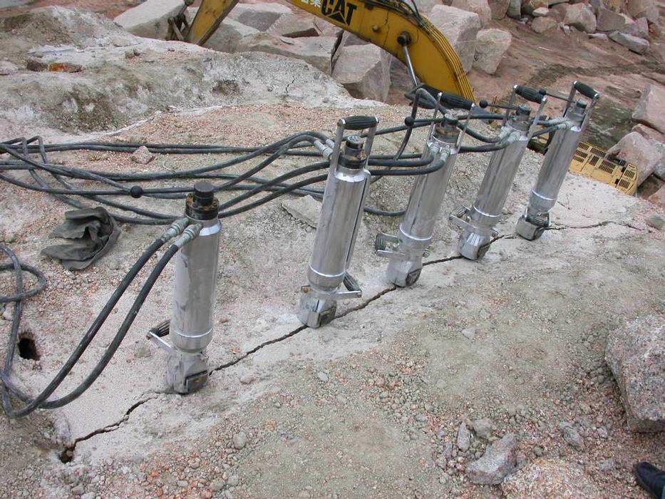 Алмазное бурение Алмазная резка Профессионально Hilti Сухой сверлениеА