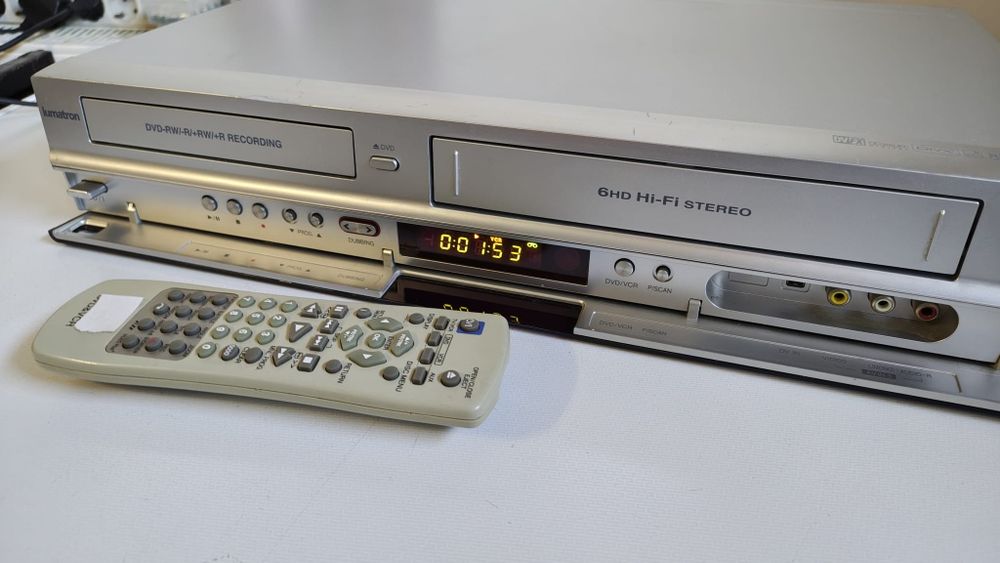 Video combo Lumatron model DVS CR 17 in stare perfecta