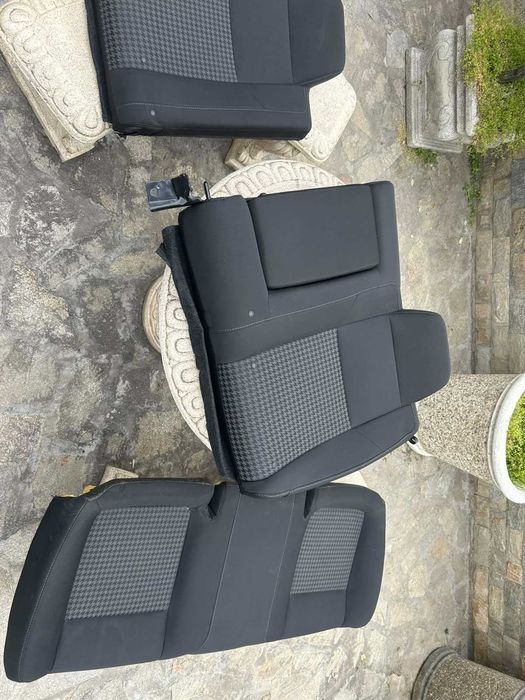 комплект седалки dodge challenger