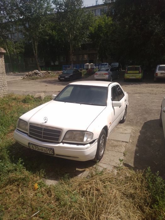 Продам Мерседес с180