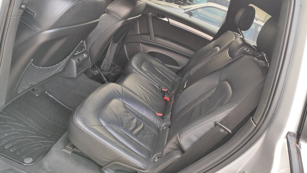 На части Audi Q7 3.0tdi