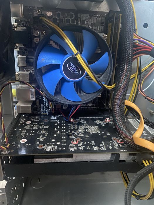 Продам комплект из мат платы, проц, озу.