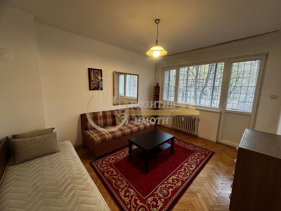 2-стаен в София-Красно Село площ 65 цена 800