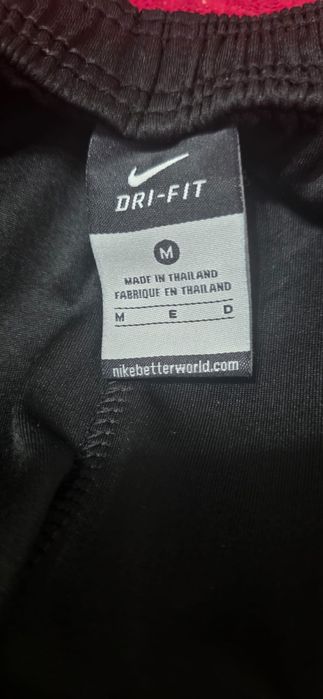 Продам шорты из магазина найк