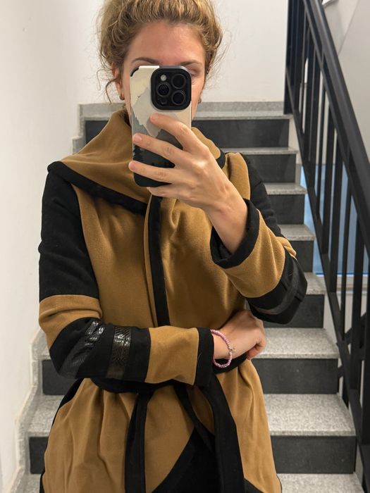 Елегантно дамско палто, размер Xs-S , кафяво с черно и тренчкот S