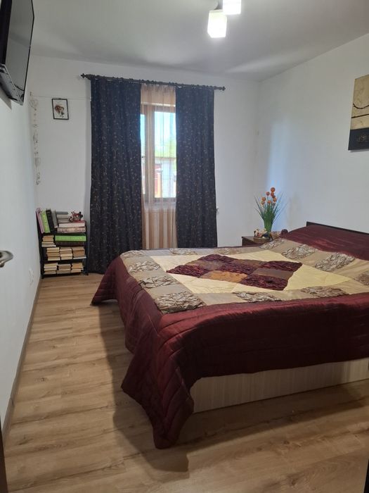 Casă complet mobilată și utilată de locuit permanent
