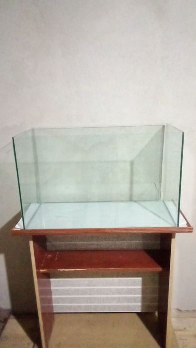 Akvariumlar sotiladi