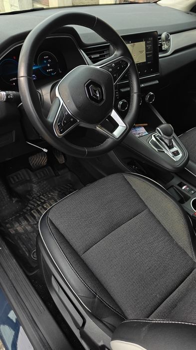 Renault captur e-tech/plug-in hibrid/160cp/60000 km