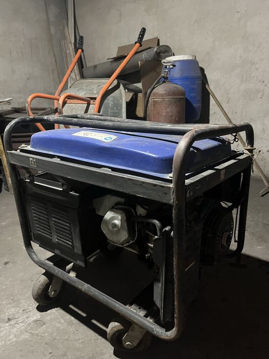 Генератор бензиновый однофазный