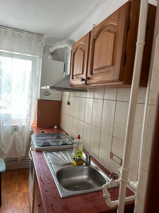 Inchiriez apartament 2 camere