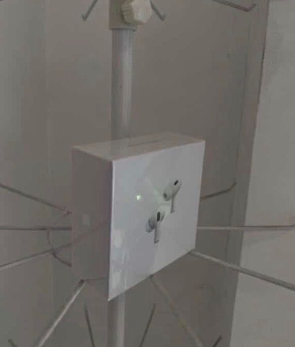 Слушалки Airpods 2  ЧИСТО НОВИ‼️‼️