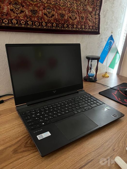 HP Victus Razn 7