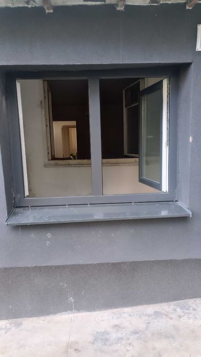 VAND APARTAMENT 3 CAMERE, bloc nou anvelopat, Deva, proprietar