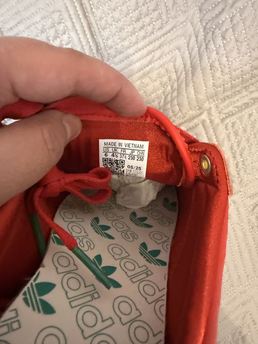 Adidas кроссы , новые , оригинал