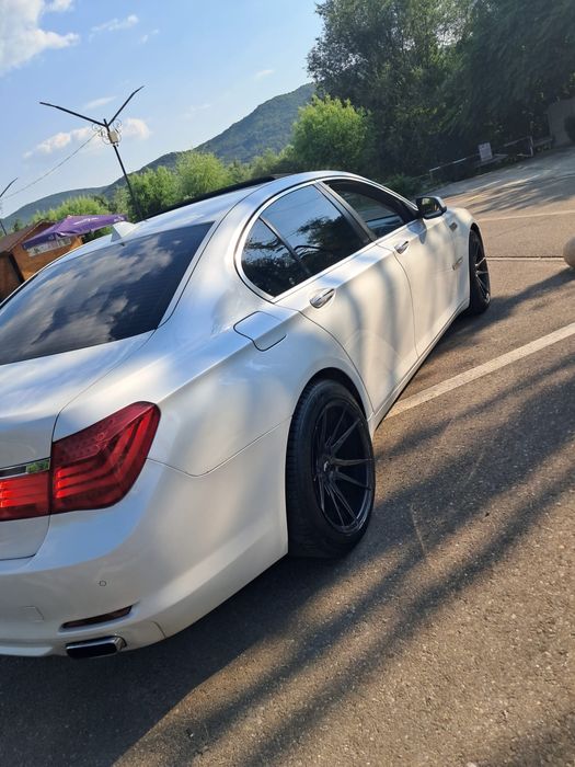 BMW 7 Series 2011 — imagine 5