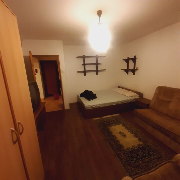 Închiriere garsonieră