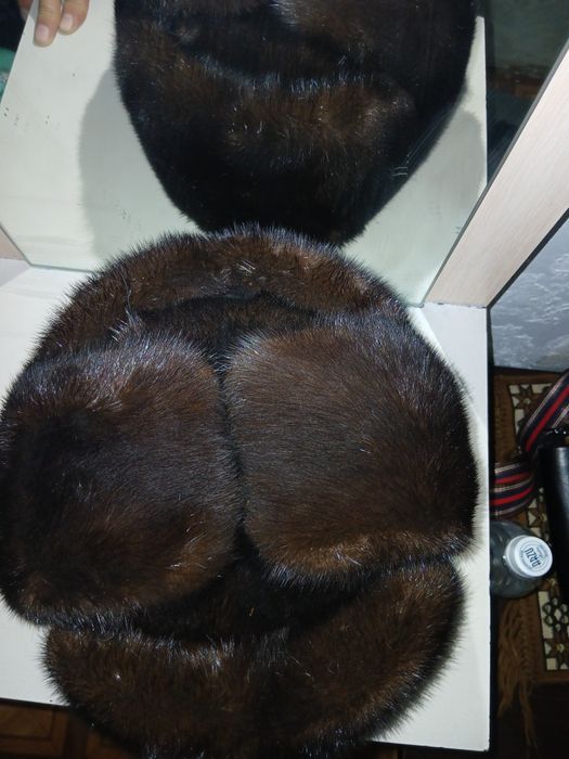 Продам норковую шапку.