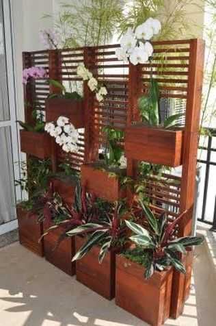 Pergole lemn. Garduri lemn, Obloane lemn .Jardiniere