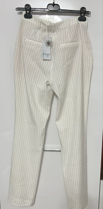 Pantaloni de vara , albi cu dungi, noi, Guess