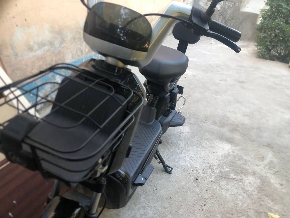 Продаю электро скутер AIMA в хорошем состоянии