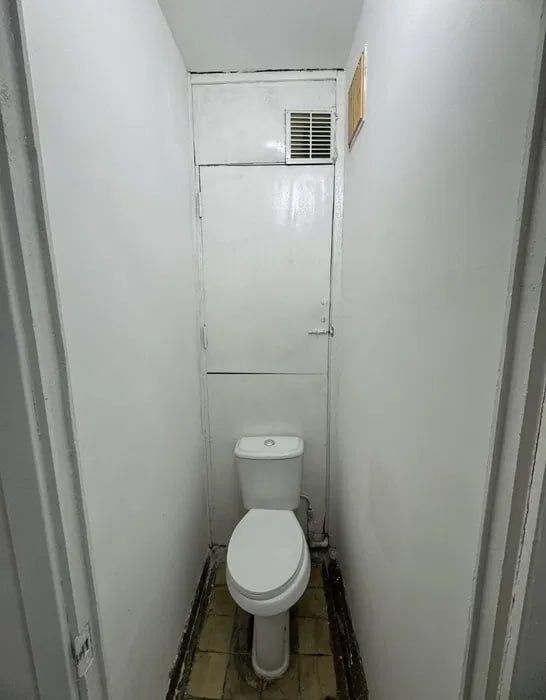 1 xonali kvartira sotiladi