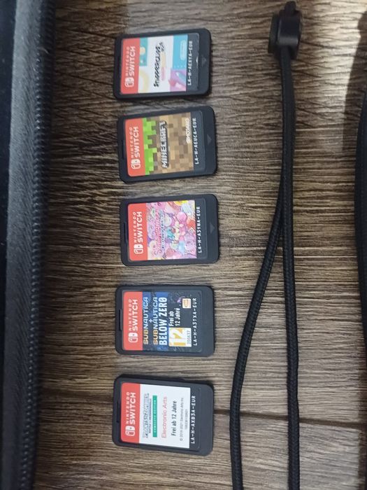 Set Nintendo swich complect .citiți anuntul