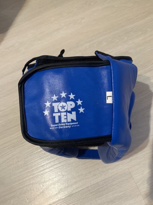 Шлем для каратэ