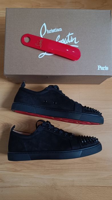 Christian Louboutin обувки