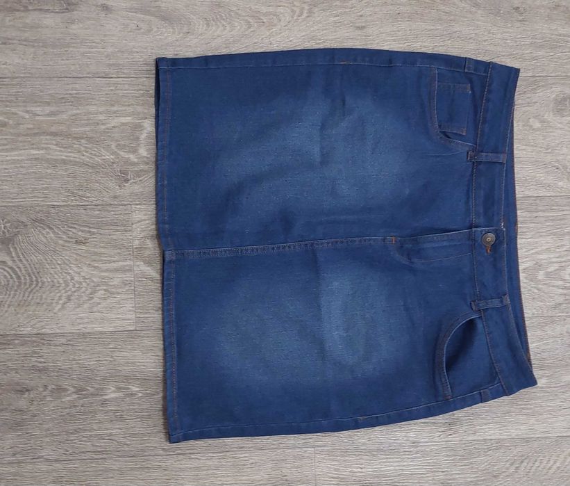 fusta blugi In extenso 44