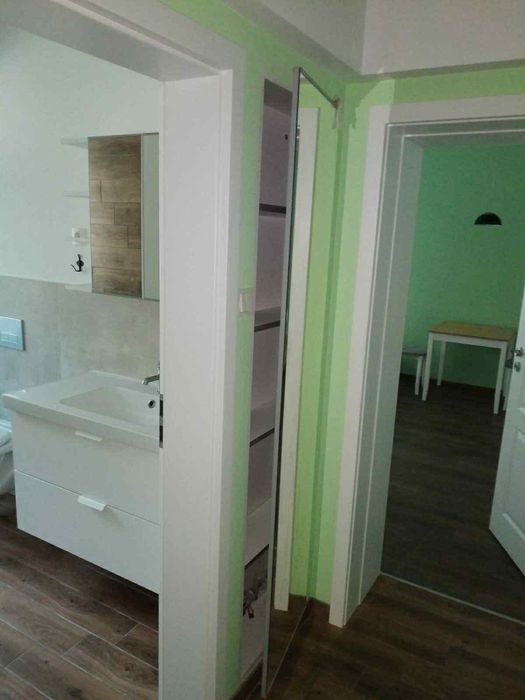 Дава се под наем Едностаен апартамент в Пловдив, Център - 68 кв.м за 225 € - Снимка #4