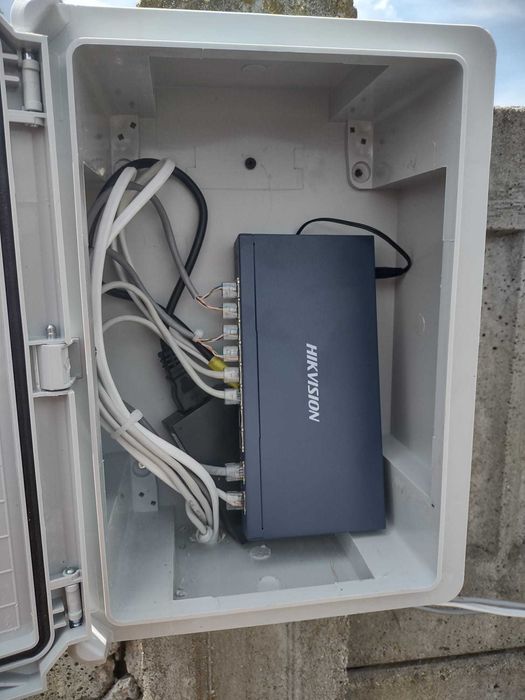 Montaj  Camere video, Alarme, Control Acces, Automatizări Porți, etc.