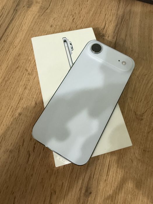Продам или обменяю Iphone Air