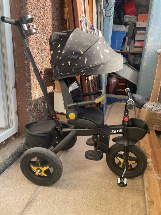 Продам велосипед коляска