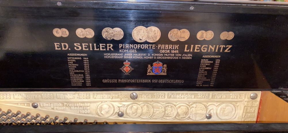 Концертно Немско пиано Ed Seiler 1942 година