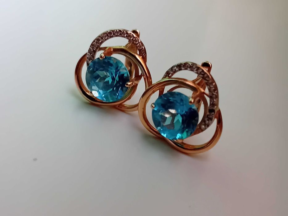 Руски златни обеци и пръстен с естествени сини топази