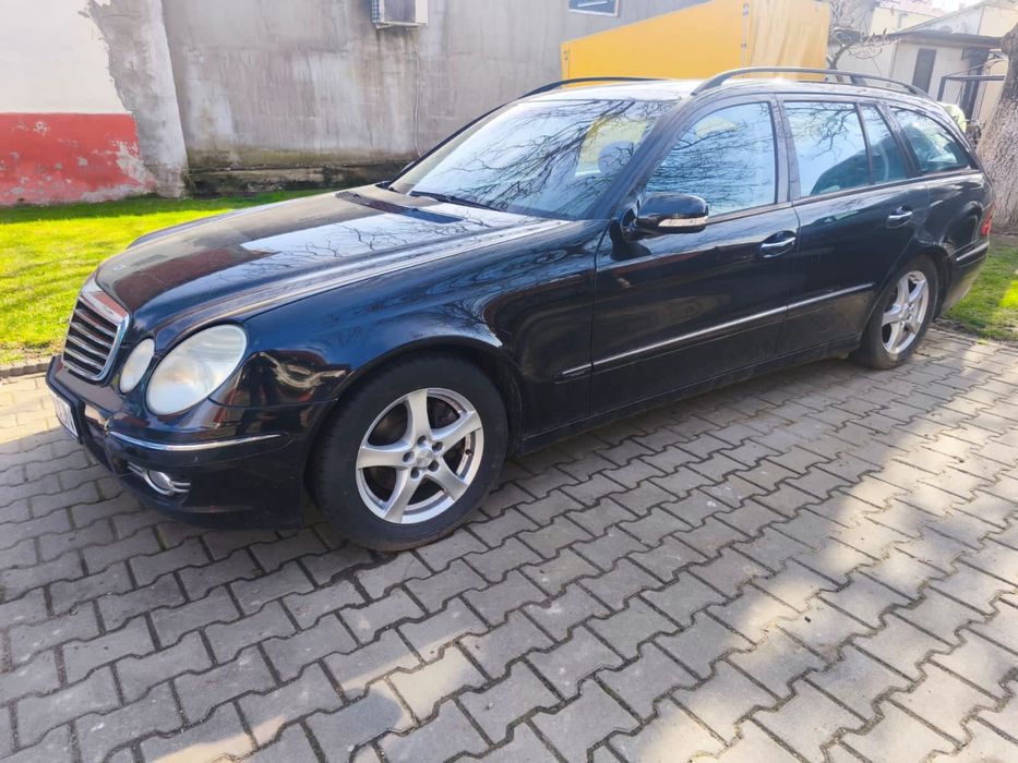 Mercedes Benz E-Class W211 an 2007