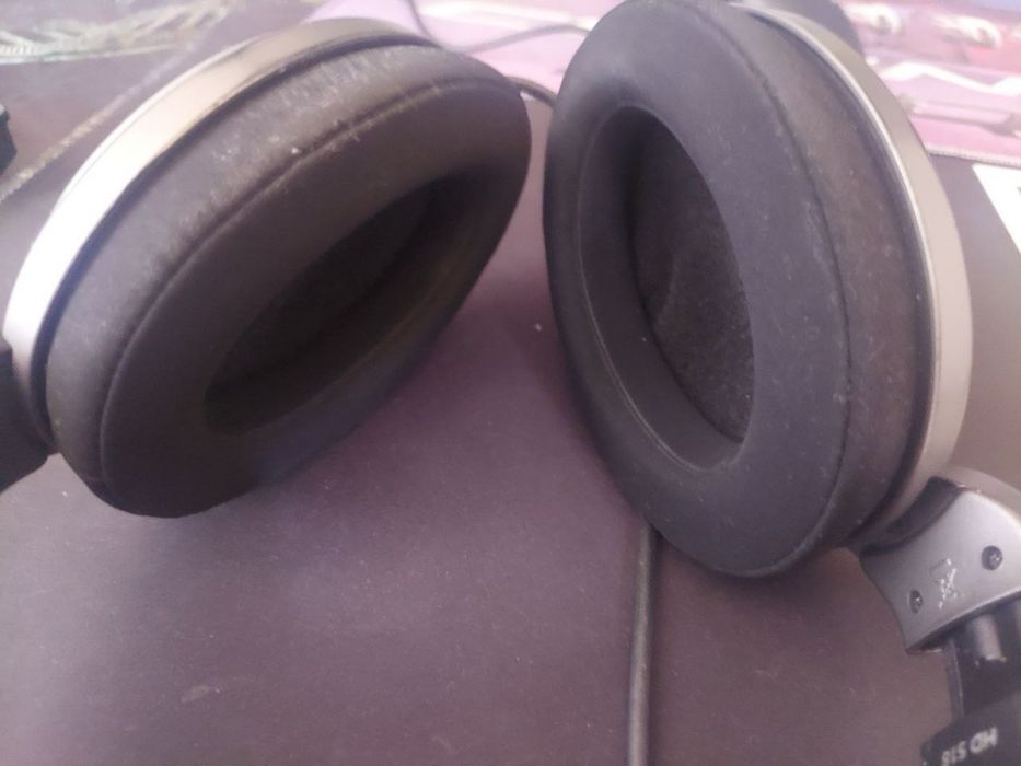Sennheiser HD518 naushnik holati yaxshi