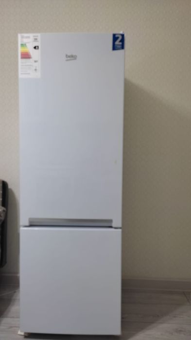 Продам холодильник Beko