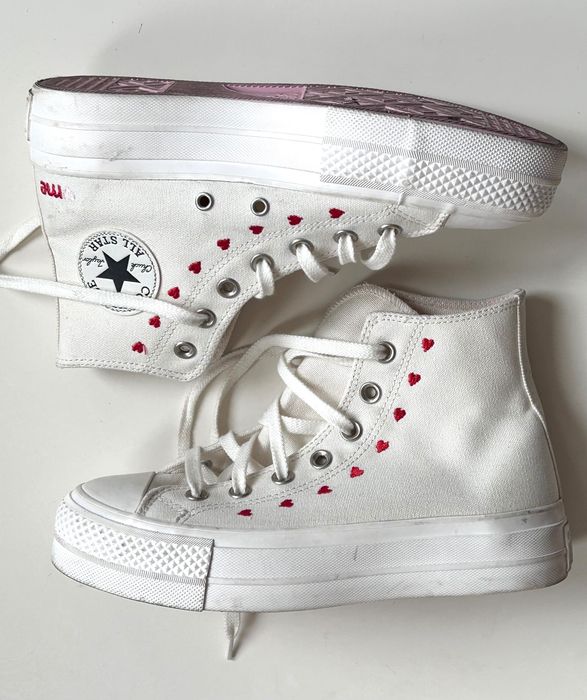 Converse бели спортни кецове със сърца  37 номер