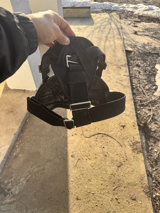 Шлейка для собак.